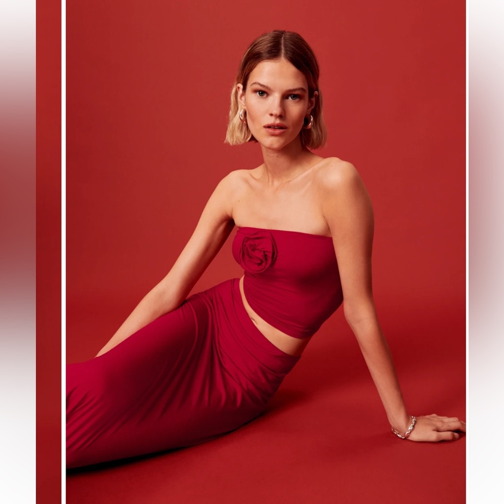 Reformation Two Piece Maxi Set - Picture 2 of 8